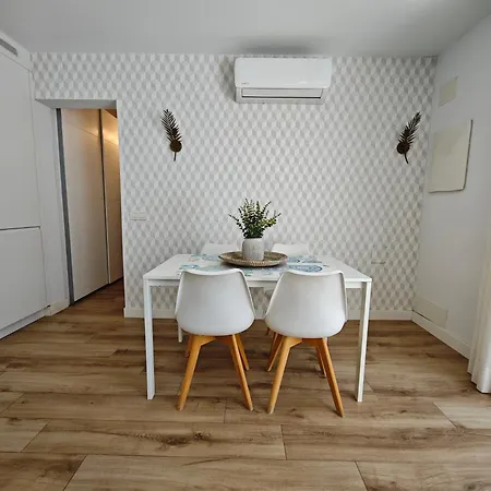 Apartment With Private Pool And Garden Next To The Yumbo Center